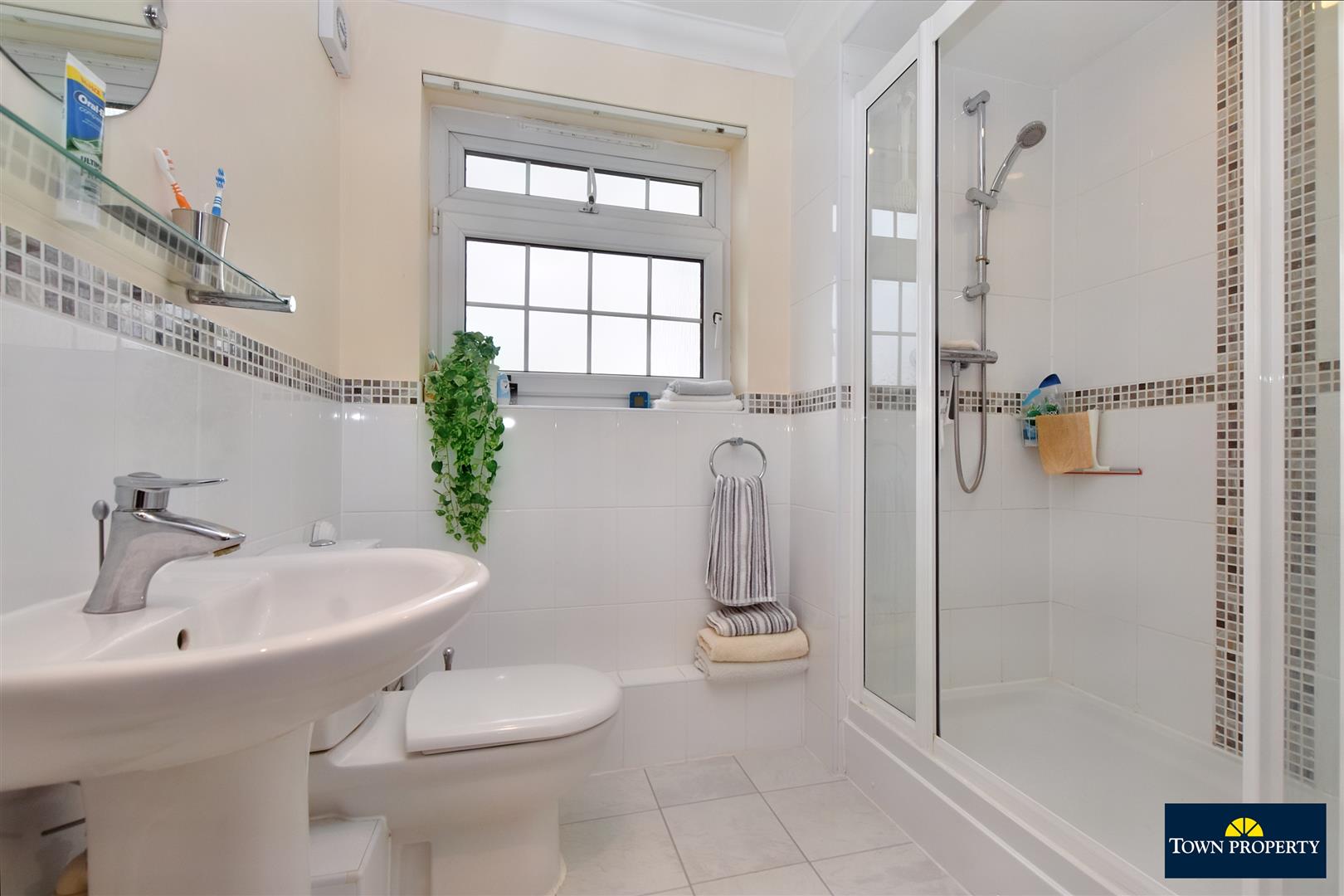 Property Details for Christchurch Place Eastbourne BN23 5AP Town Property Estate Agents